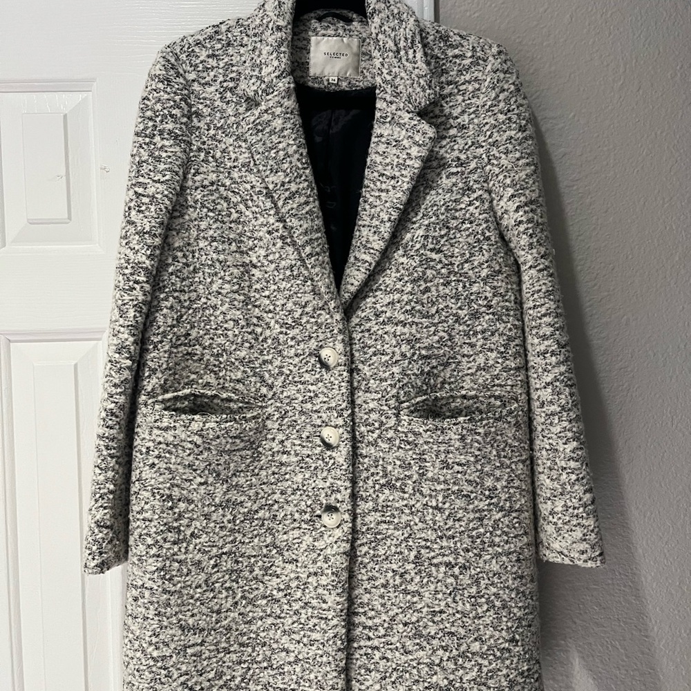 The Limited Black and White Textured Blazer